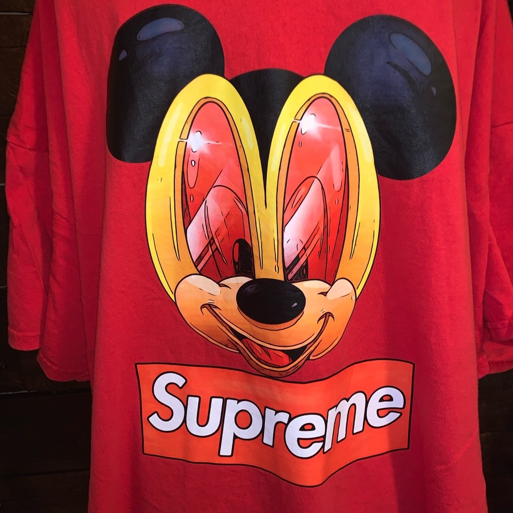 Vintage Mickey Supreme Mens T-Shirt